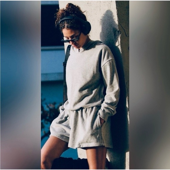 Free People Pants - FREE PEOPLE Movement Such A Flirt Open Back Hoodie Romper Heather Gray Sz XS NEW